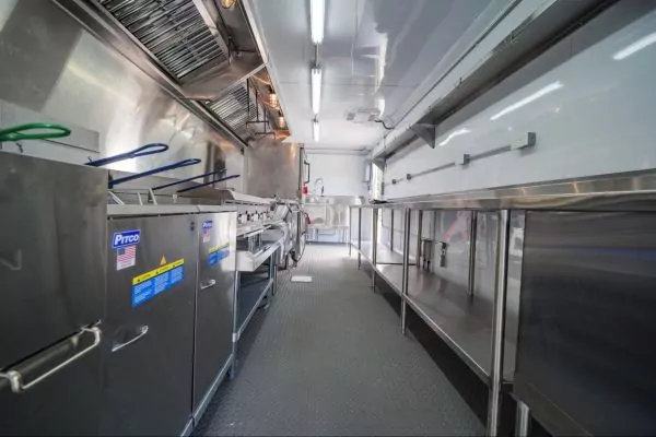 Double cookline kitchen