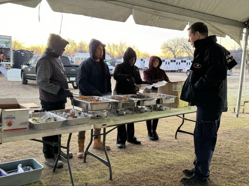 Large‑scale, rapid‑response food service for outdoor events and festivals.