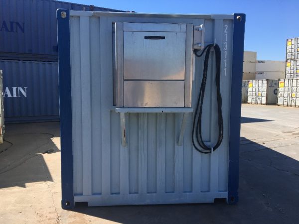 20' Walk In Used a